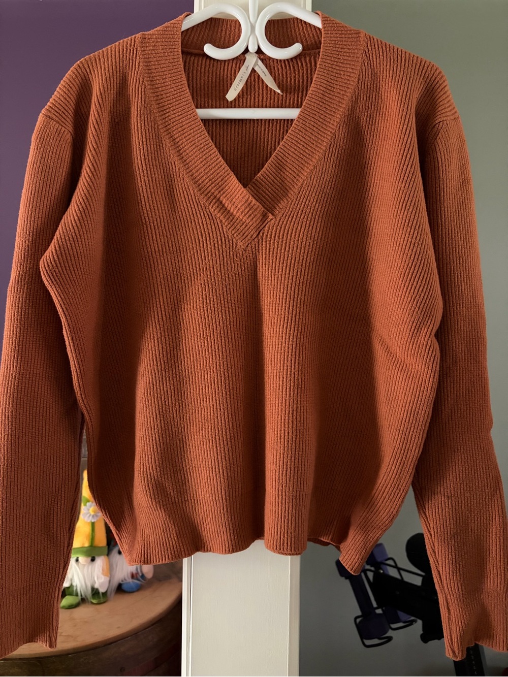 debut Burnt Orange V-Neck Sweater - Ribbed Knit